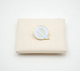 Letter "Q" Pin